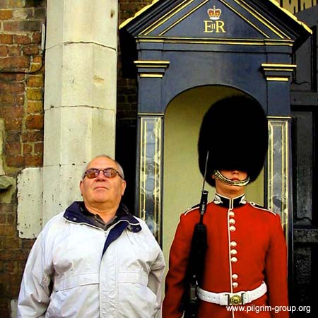 PiLGRiM Travel Group :: London &amp; Paris :: Travel to Europe :: May, 2002