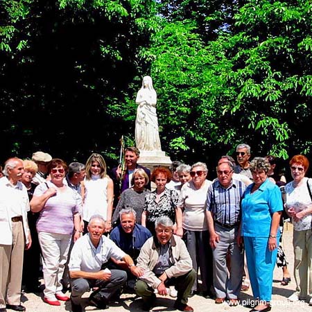 PiLGRiM Travel Group :: London &amp; Paris :: Travel to Europe :: May, 2002